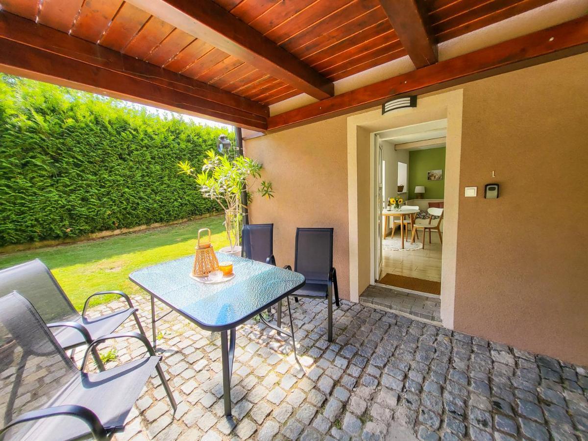 Apartmany U Kolacku Hartmanice  Екстер'єр фото